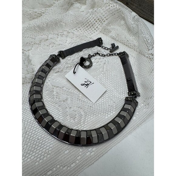 Black & White Geometric Statement Necklace With Adjustable Chain & Crystal Accen - Picture 5 of 9